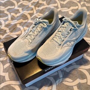 Saucony Women's Ride 18, size 11.5